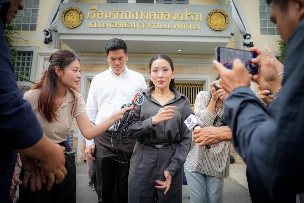 อิ๊งค์ เผยหลังเยี่ยมทักษิณ คาดวางมือทางการเมือง