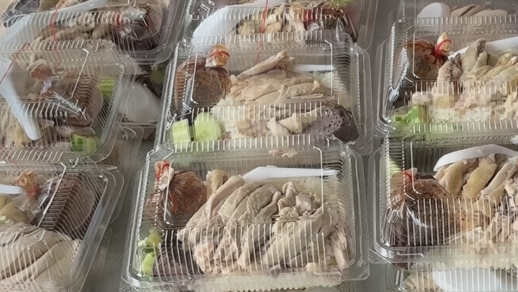 แม่ค้าเจอบิด สาวสั่ง 'ข้าวมันไก่' 100 กล่อง ทำเสร็จบอกไม่เอา แถมด่าซ้ำ