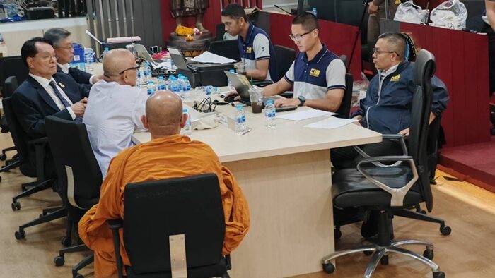 ศาลสั่งจำคุก ทิดแย้ม 50 ปี คดียักยอกเงินวัดไร่ขิง 2,000 ล้านบาท