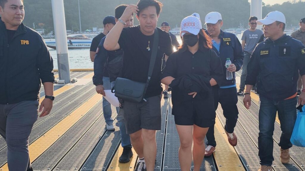 จับแล้วคดีสลด แม่รัดคอฆ่าลูกสาววัย 7 ขวบ หนีซ่อนเกาะล้าน อ้างป่วยซึมเศร้า