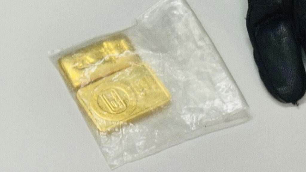 ลักทองคำแท่ง 35 บาท ระนอง ตำรวจตามคืนได้เพิ่มอีก 10 บาท