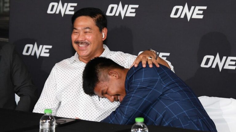 สมจิตร อัดฉีด 2 ล้าน รถถัง ชนะ ทาเครุ ศึก ONE Samurai ญี่ปุ่น