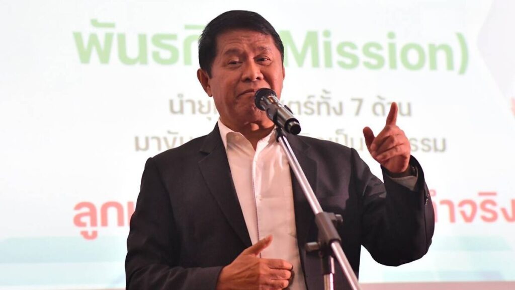 ดร.ประยูร ครองยศ ลงชิงผู้ว่าฯกทม. เปิดตัววันแรกโชว์ความฟิตวิดพื้น 50 ครั้ง