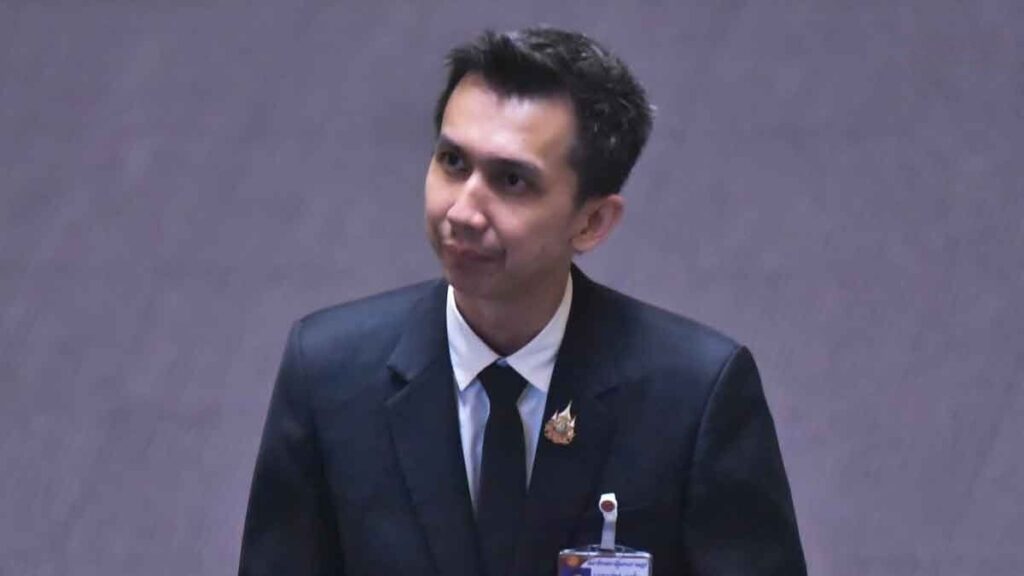 สภาโหวตอุ้ม ชนนพัฒฐ์ ปฏิเสธส่งตัวให้ดีเอสไอดำเนินคดี สส.ซีกรัฐบาลผนึกกำลังปกป้องเอกสิทธิ์